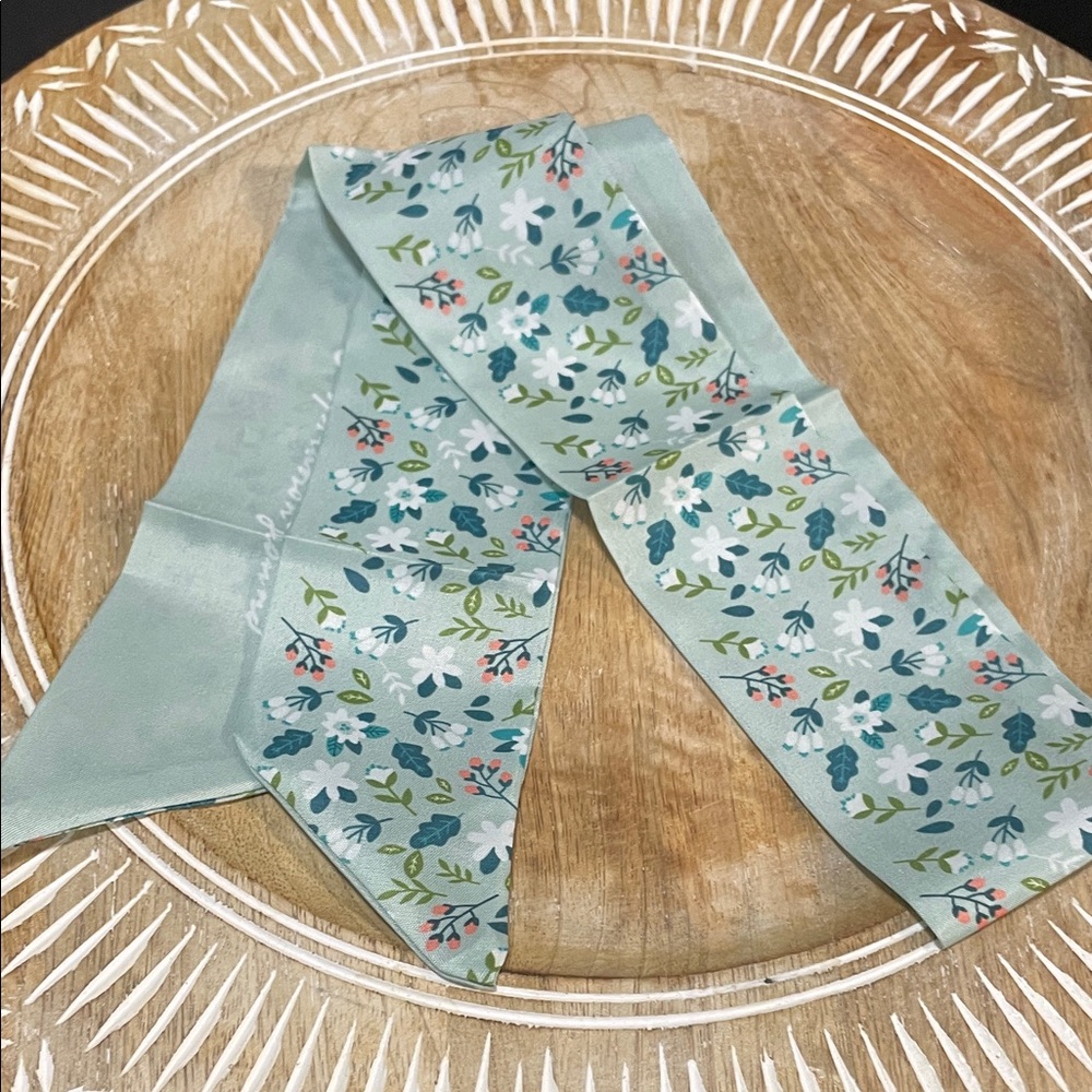 Floral Patterned Scarf twilly